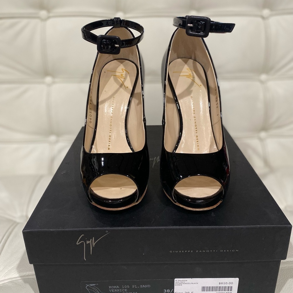 Giuseppe Zanotti Vernice Nero Tomaia Black Wedges, size 38.5 (8)